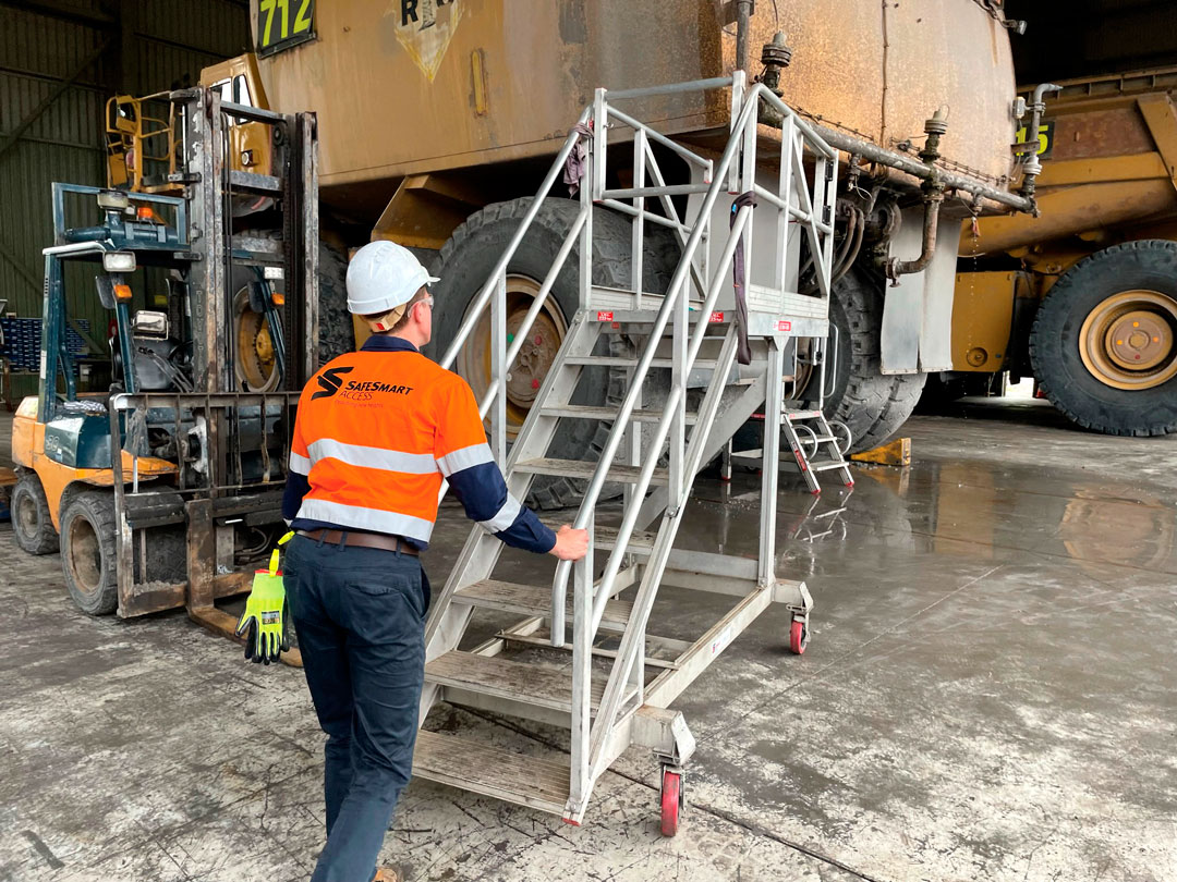 plataforma-acceso-motoniveladoras-01