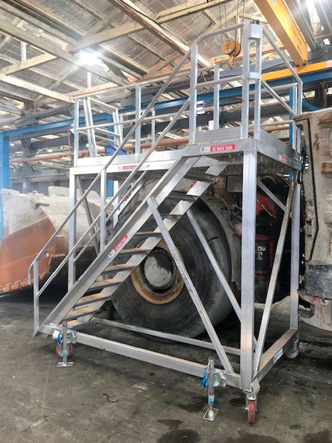 plataforma-cilindro-elevacion-carga-subterraneo-01